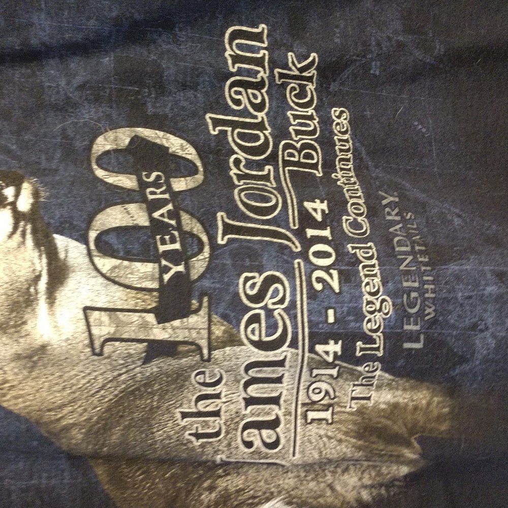 Tshirt - Picture 2 of 3